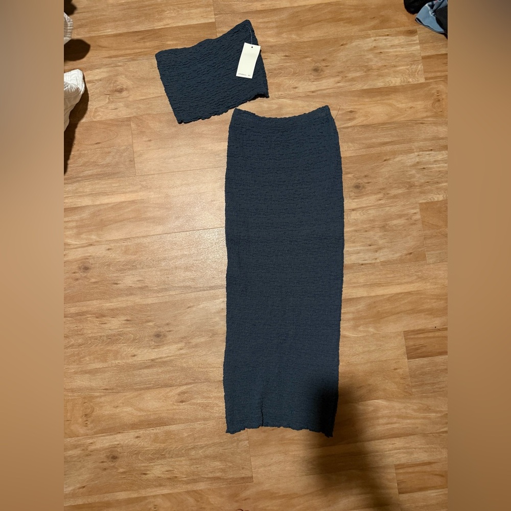 Elegant Grey Textured Top & Skirt Set